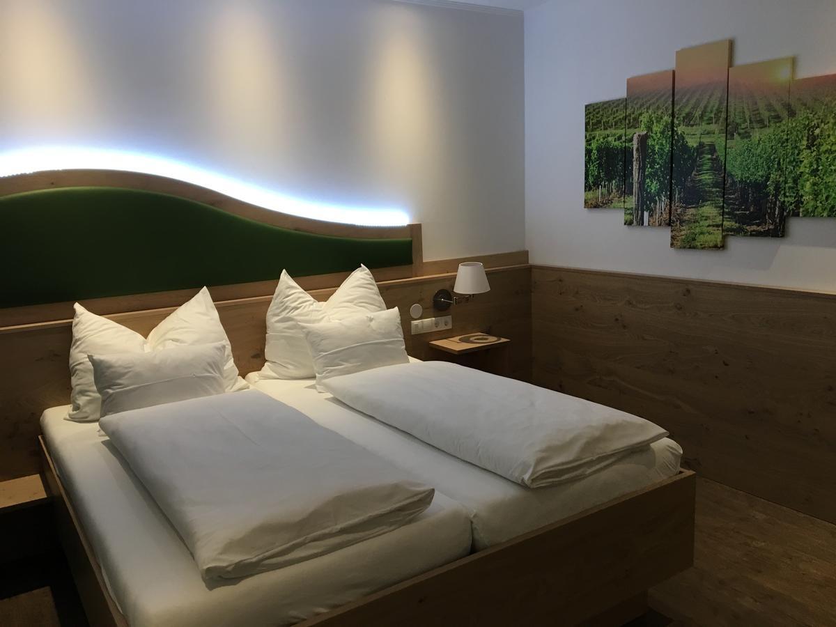 Seminarhotel Daniels Gols Exteriör bild