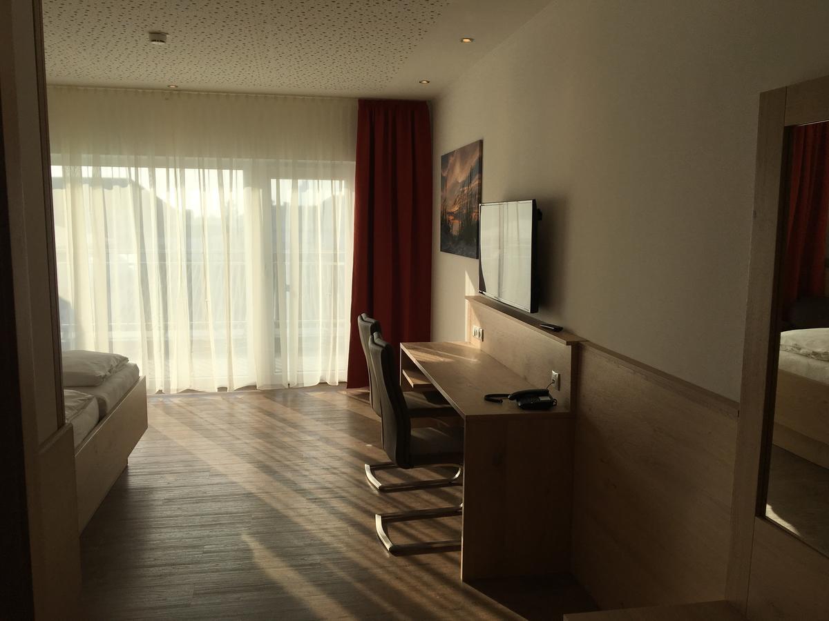 Seminarhotel Daniels Gols Exteriör bild