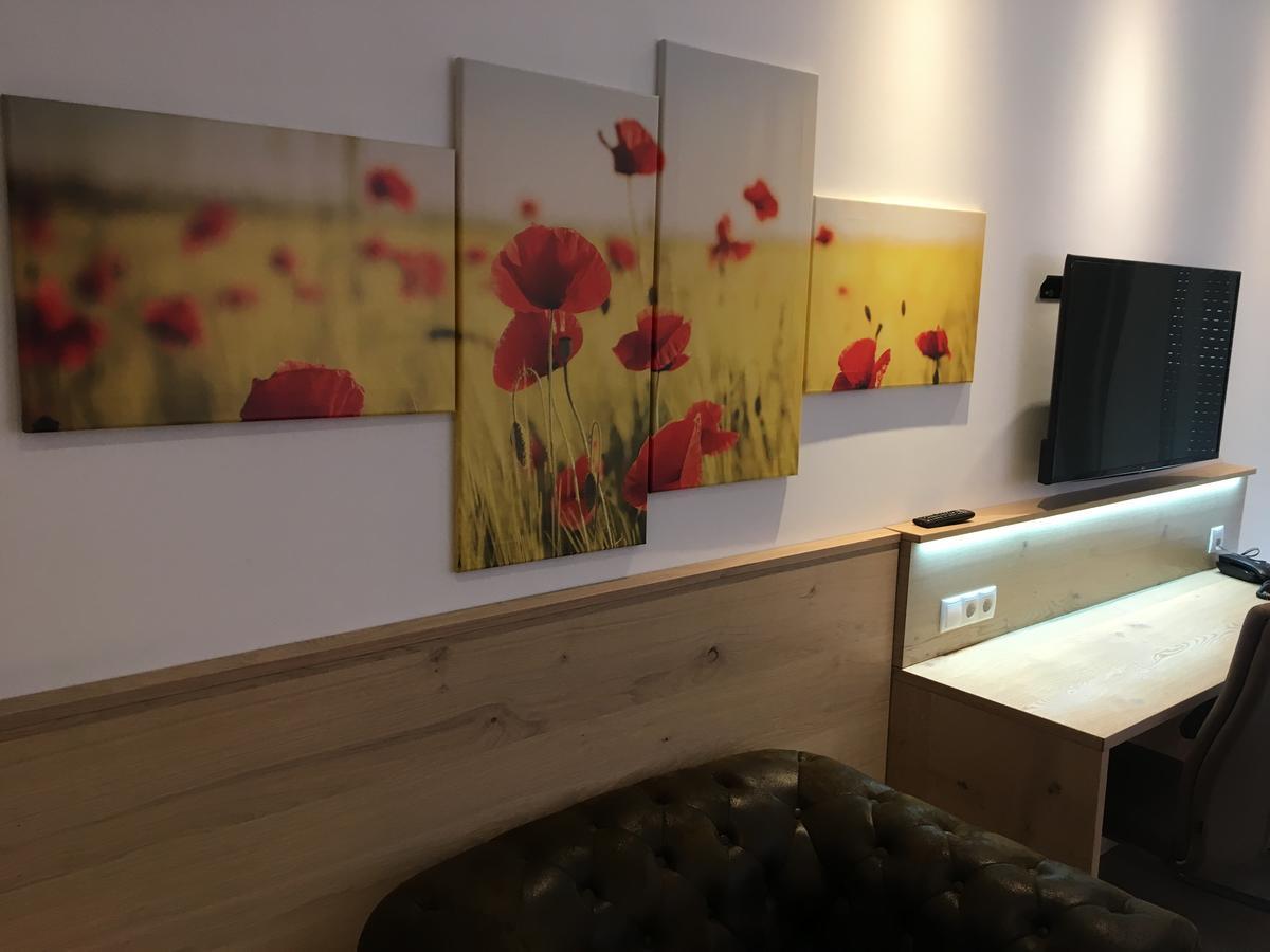 Seminarhotel Daniels Gols Exteriör bild