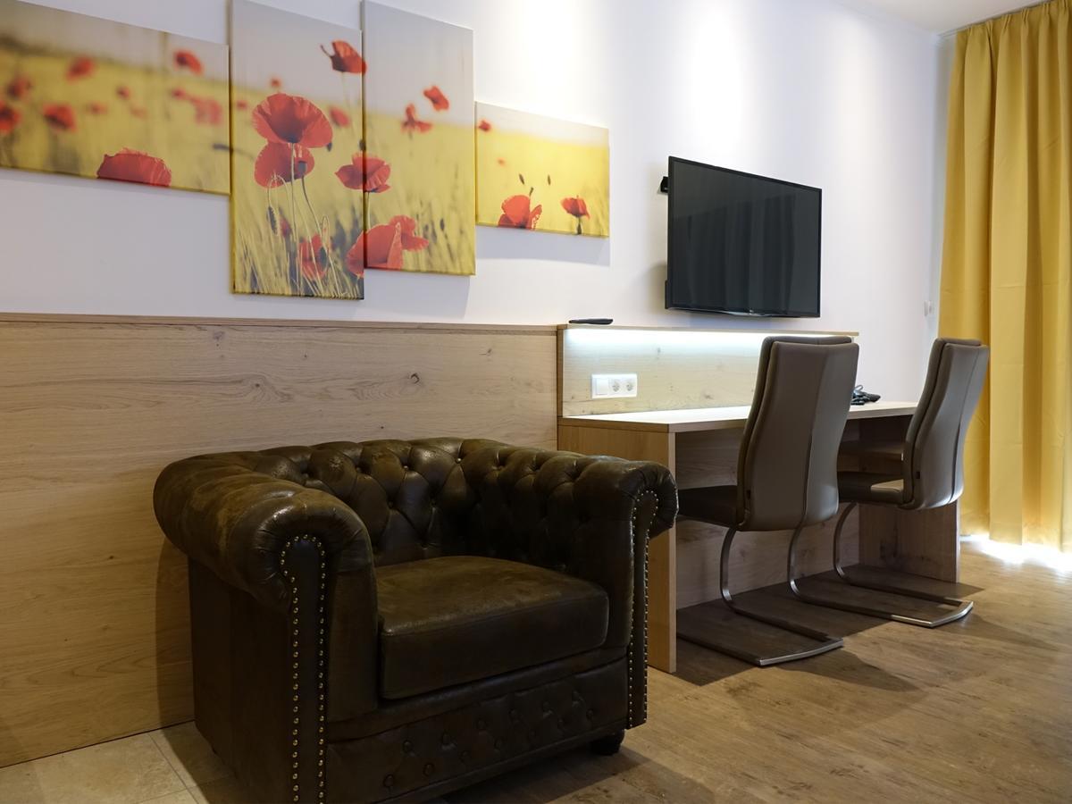 Seminarhotel Daniels Gols Exteriör bild